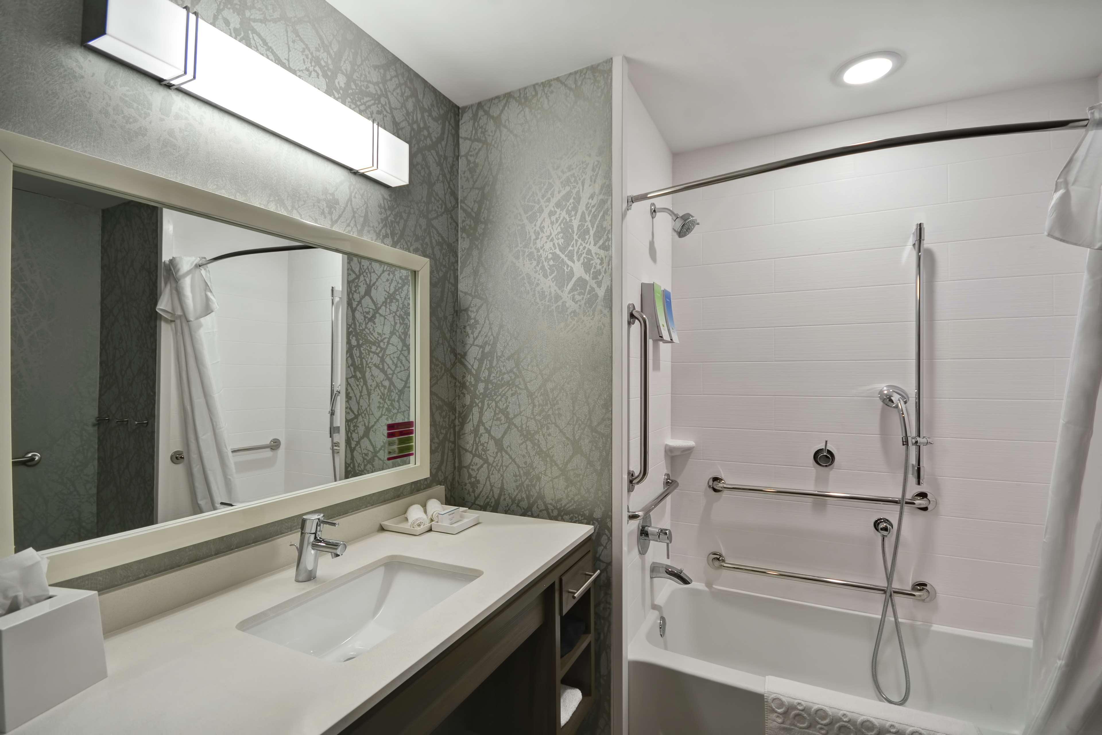 Home2 Suites By Hilton Grand Rapids North Walker Exterior foto
